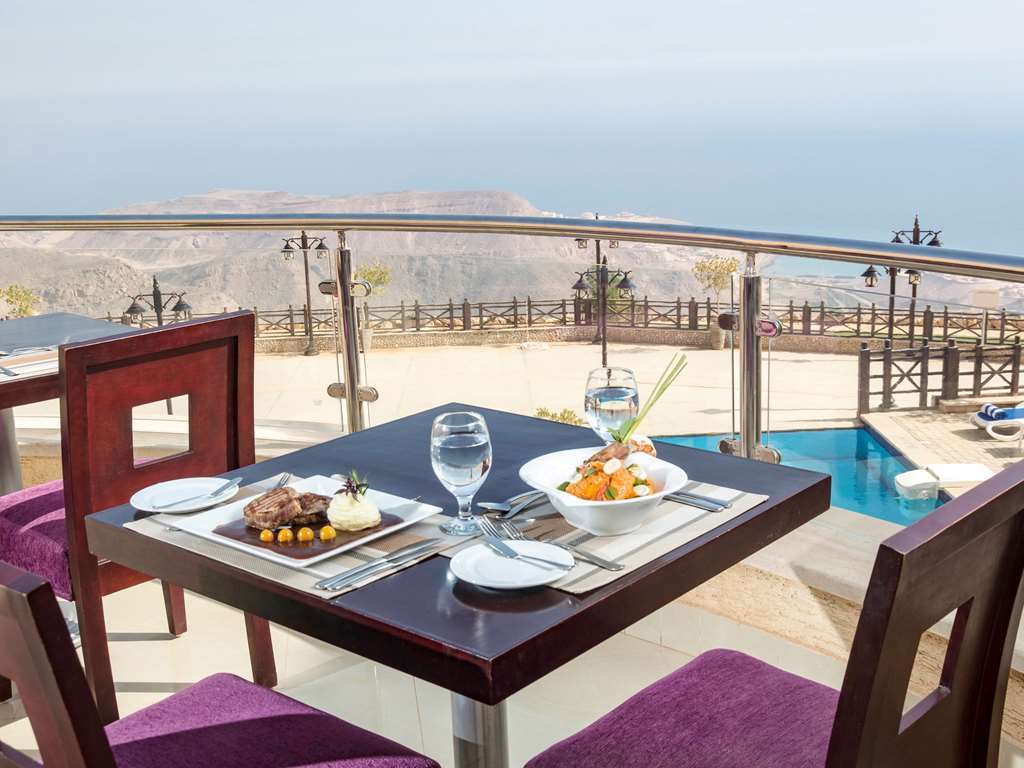 Porto El Jabal Hotel Айн-Сохна Ресторан фото